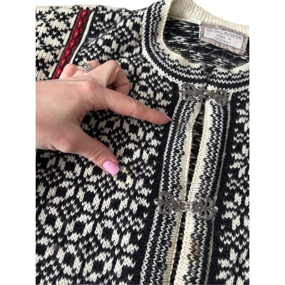 Norlender Wool Cardigan Size L Pewter Button Front Cream Black Red - Picture 10 of 11